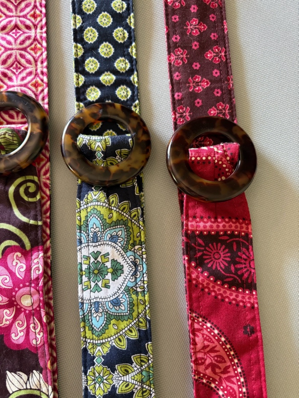 4 Vera Bradley Reversible Multicolor Patterned Fabric Belts Tortoiseshell Rings - Picture 4 of 6